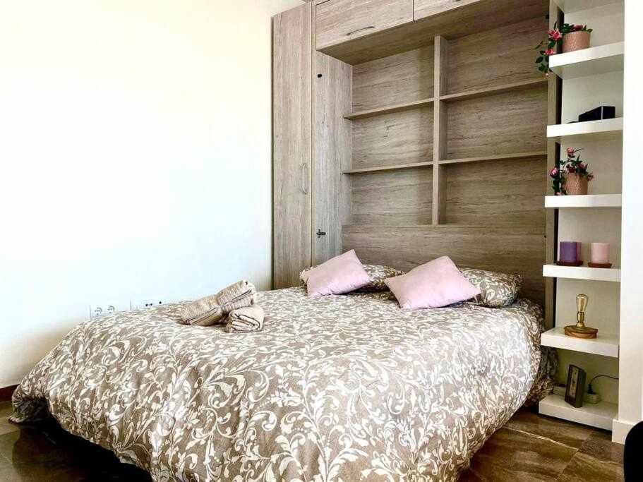 Apartamento Antonio By Solymar Holiday Torre Del Mar Eksteriør billede