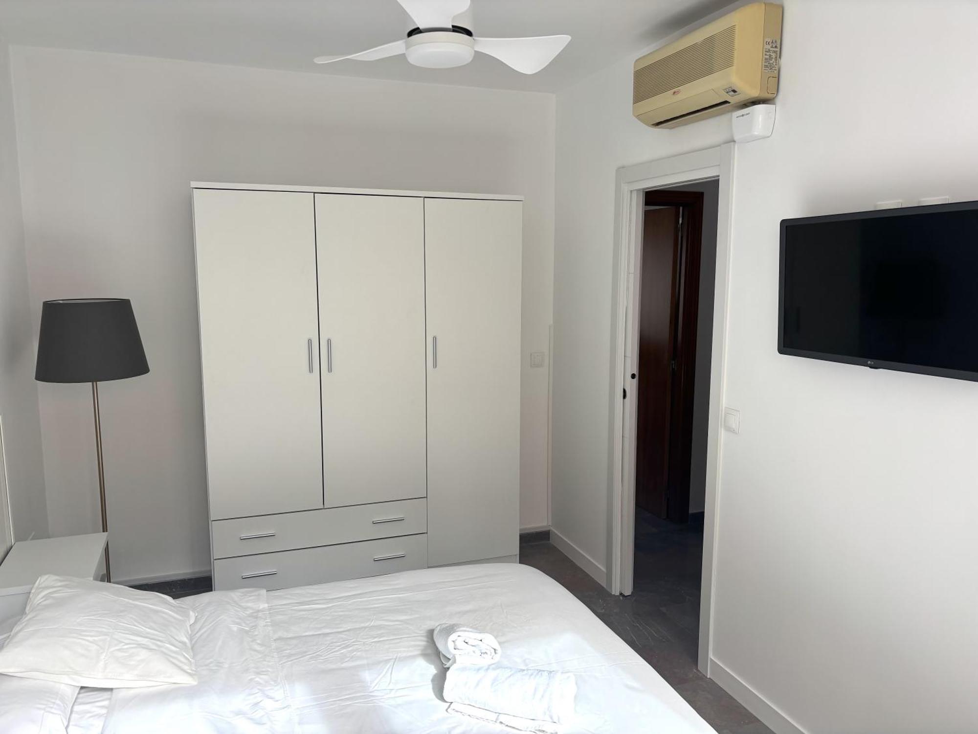 Apartamento Antonio By Solymar Holiday Torre Del Mar Eksteriør billede